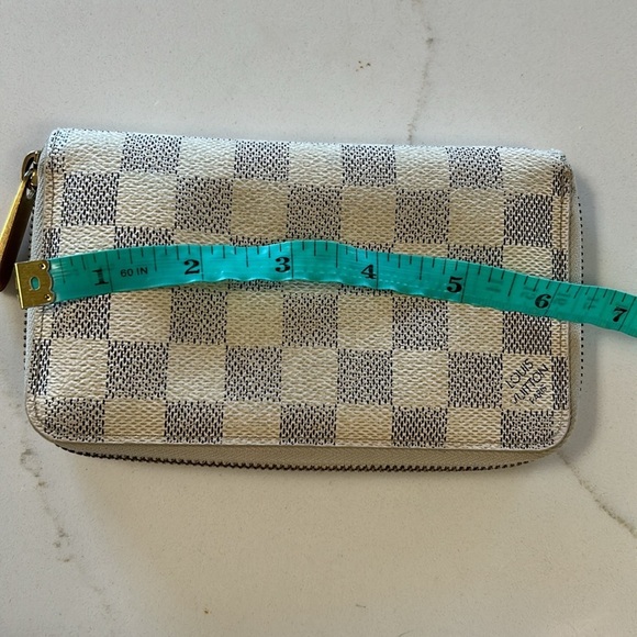 Louis Vuitton Damier Azur Zip Around Wallet - Picture 12 of 13